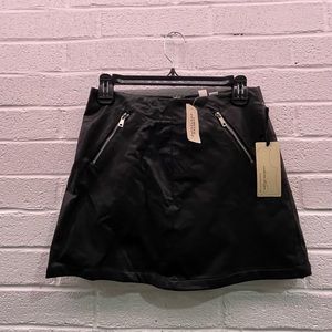 FOREVER 21 Exclusive Women's Faux Leather Mini Skirt Black With Zippers